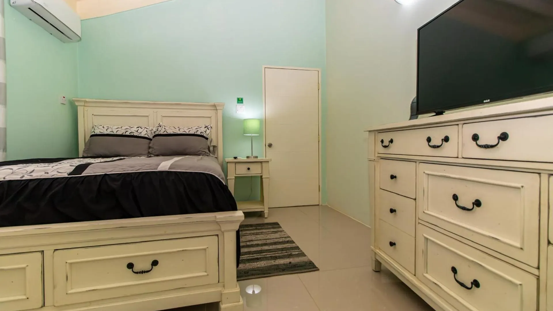 Serenity Retreat Villa Drax Hall Ocho Rios 0*,  Jamaica