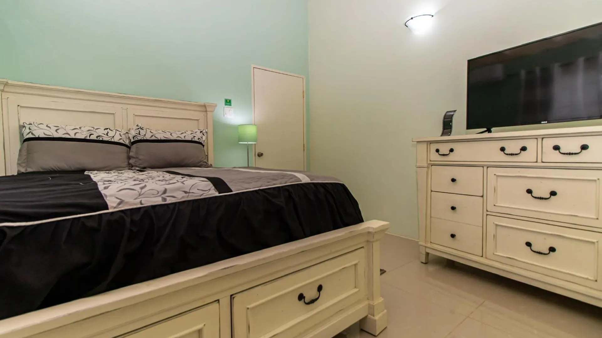 Serenity Retreat Villa Drax Hall Ocho Rios Jamaica